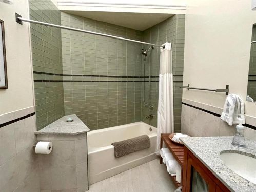 3331 Zaina Ln, Ukiah CA  95482-6962 exterior