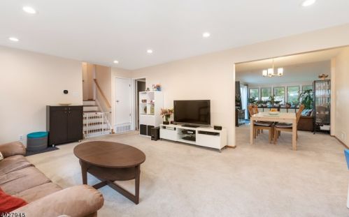 46 Glenwood Rd, Fanwood, NJ 07023-1420