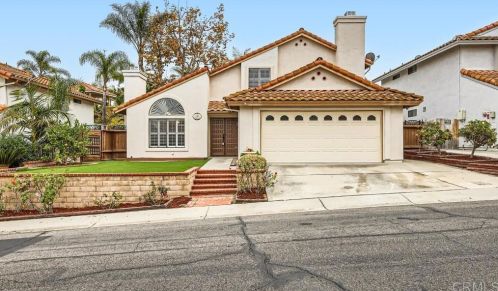 270 Paseo Marguerita, Vista, CA 92084-2574