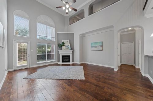 1179 Elk Mound Dr, Frisco, TX 75033-0403