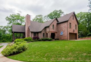 2634 Dolly Ridge Rd, Birmingham, AL 35243-2228
