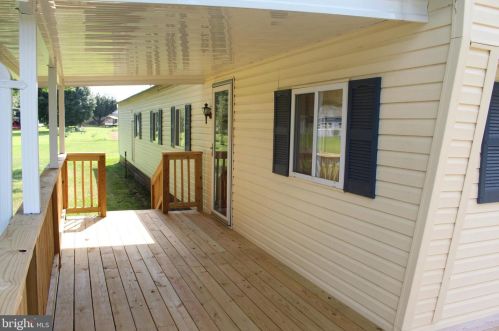 1332 Snyder Corner Rd, Red Lion PA  17356-7831 exterior