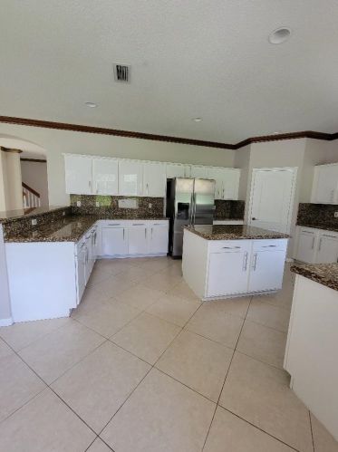 292 Kensington Way, West Palm Beach FL  33414-4316 exterior