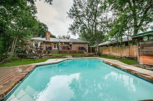 830 Belt Line Plz, Richardson TX 75080-5502 exterior