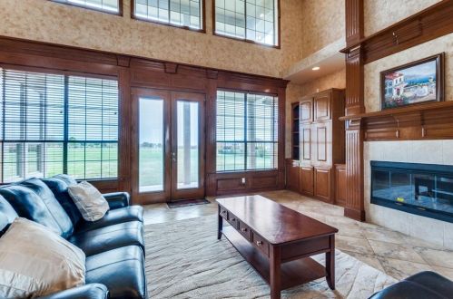 2610 Wl Ct, Cedar Hill TX 75104-6943 exterior