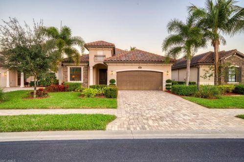 9446 Piacere Way, Naples, FL 34113-7726