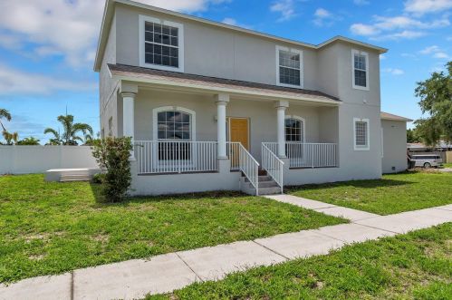 793 92nd Ave, Saint Petersburg, FL 33702-3046
