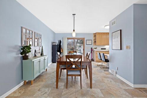6006 Oakwood Ln, Greendale WI  53129-2527 exterior