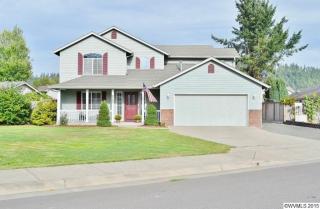 2131 Park Dr, Lebanon, OR 97355-3887