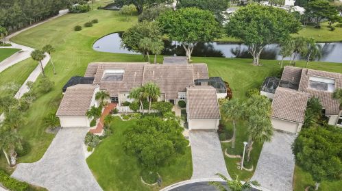 49 Brentwood Dr, Boynton Beach, FL 33436-7402