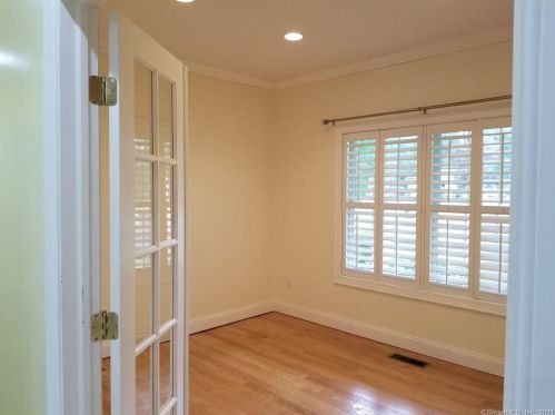 351 Matthews St, Bristol CT  06010-3400 exterior