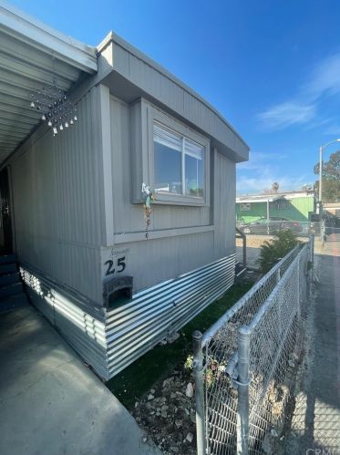 780 9th St, San Bernardino, CA 92410-4022