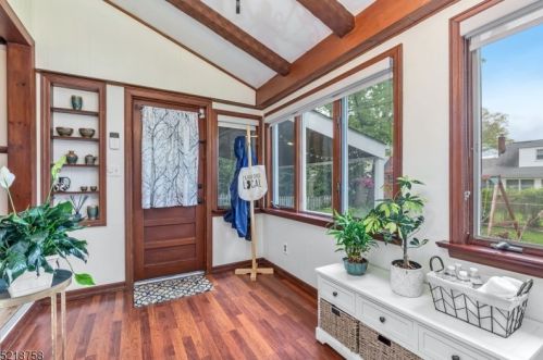 21 Roger Ave, Cranford NJ  07016-2714 exterior