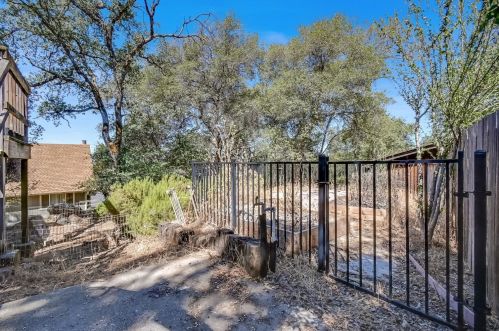 14182 Sun Forest Dr, Lake Wildwood CA  95946-9130 exterior