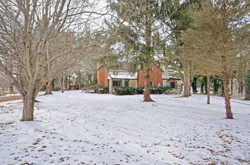 3057 Hale Rd, Wilmington, OH 45177-8515