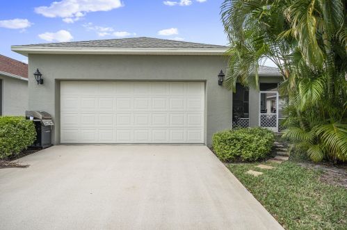 7865 15th Ln, Vero Beach, FL 32966-1260