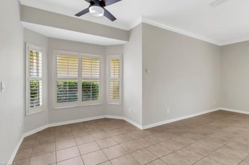 2042 Morning Sun Ln, Naples FL 34119-3323 exterior