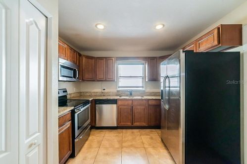 5337 Conway Oaks Ct, Orlando, FL 32812-8230