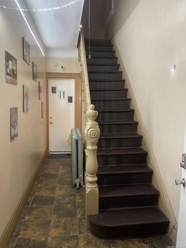 1499 Zerega Ave, Bronx, NY 10462-5411