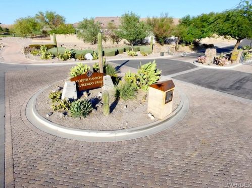 2908 Esmerelda Dr, Bullhead City AZ  86429-1126 exterior