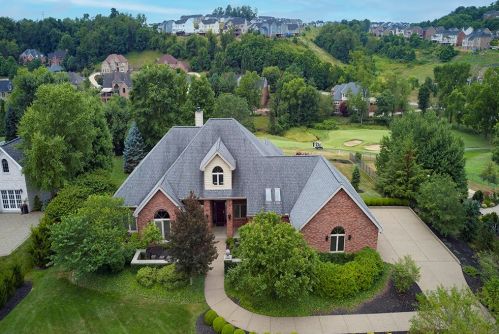 426 Ironwood Dr, Canonsburg, PA 15317-9569