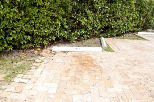 219 17 Ave, Hollywood FL 33020-2844 exterior