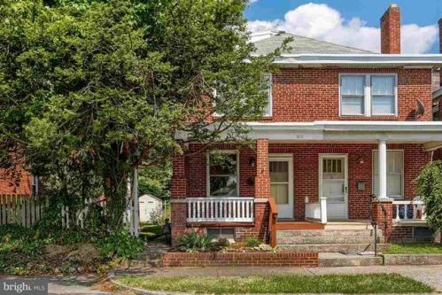 3111 6th St, Harrisburg, PA 17110-2710