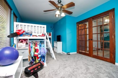 302 Cheyenne Rd, Lafayette NJ  07848-4040 exterior