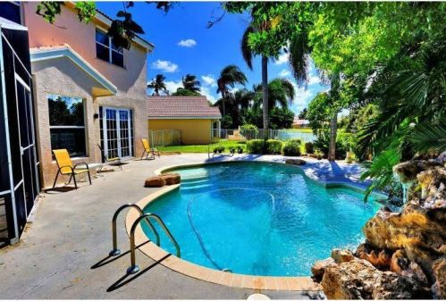 7259 Norwich Ln, Boynton Beach, FL 33436-8502