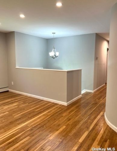 1618 Spur Dr, Islip Manor, NY 11751-1214