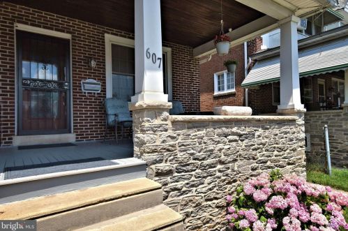 607 Noble St, Norristown, PA 19401-5530