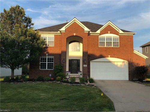 95 Vista Ridge Cir, Hinckley, OH 44233-9250