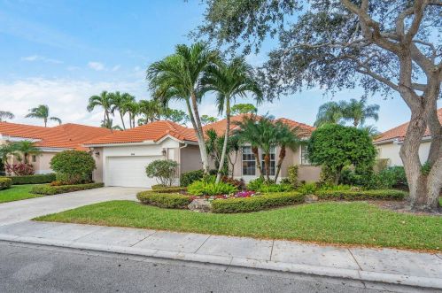 415 Eagleton Cove Way, West Palm Beach, FL 33418-8464
