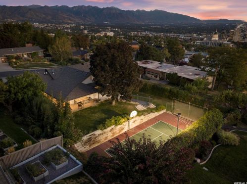 78 Edgecombe Dr, Salt Lake City, UT 84103-2220