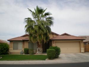 43572 Hillman Dr, Maricopa, AZ 85138-2371