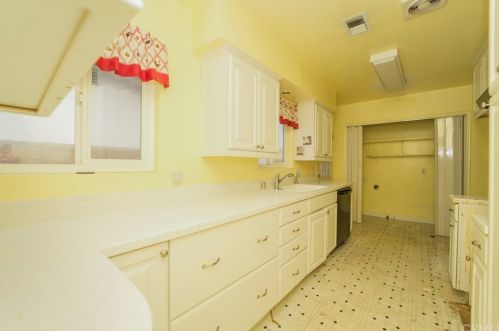 143 Brightview Dr, Covina CA 91722-2116 exterior