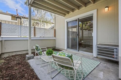 1091 Tekman Dr, San Jose CA  95122-4211 exterior