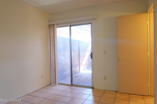 2131 Margaret Ave, Tucson AZ 85716-2722 exterior