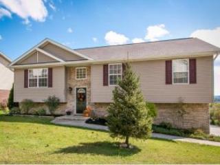 248 Stone Edge Cir, Kingsport, TN 37660-3489