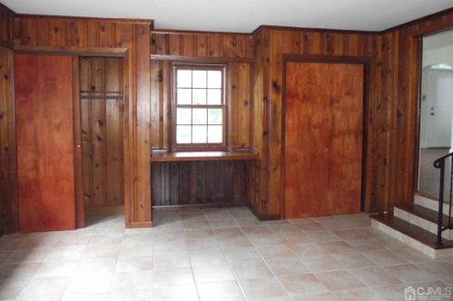 26 Logan Ln, Piscataway NJ  08854-5804 exterior