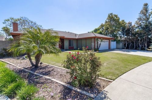 2036 Frederick St, Placentia, CA 92870-1808