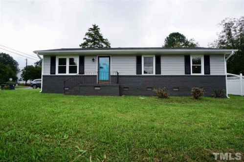 101 Leak Ave, Oxford, NC 27565-3722