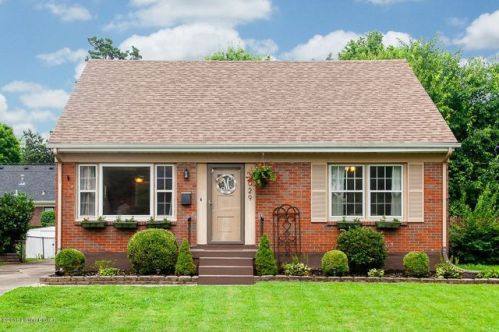 3029 Nadina Dr, Louisville, KY 40220-1729