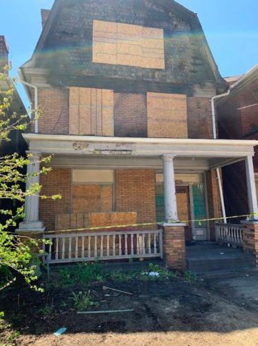2402 Woodstock Ave, Pittsburgh, PA 15218-2629