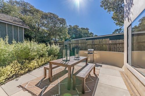 1007 Benito Ave, Del Monte Park CA  93950-5403 exterior