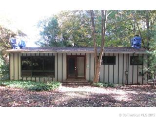 184 Miller Rd, New Haven, CT 06524-3217