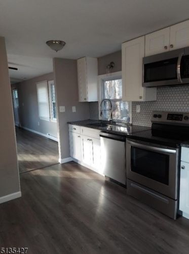 58 Northwood Dr, High Bridge, NJ 08829-2213