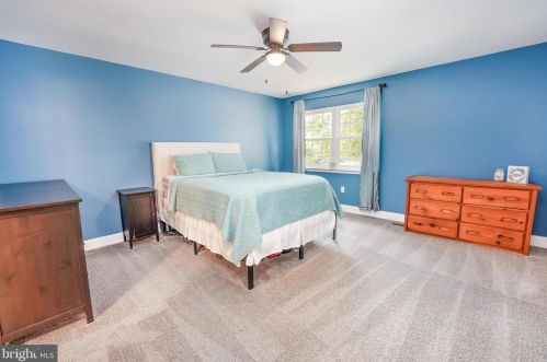 13439 Princedale Dr, Woodbridge VA  22193-3911 exterior