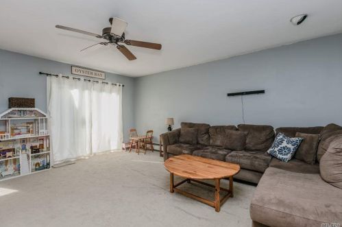 44 Richmond Blvd, Hauppauge, NY 11779-3443