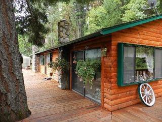 14251 Galice Rd, Merlin, OR 97532-9725